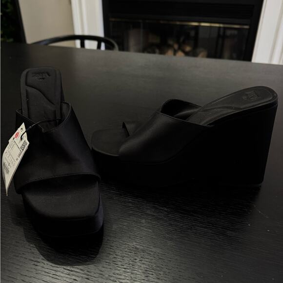 Brand new Zara black Satin Wedge Sandals - Picture 4 of 4